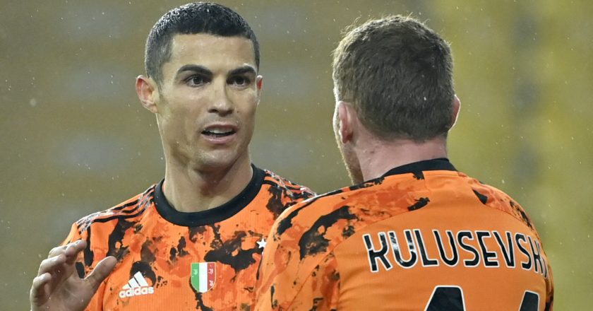 Ronaldo stars in Juve win