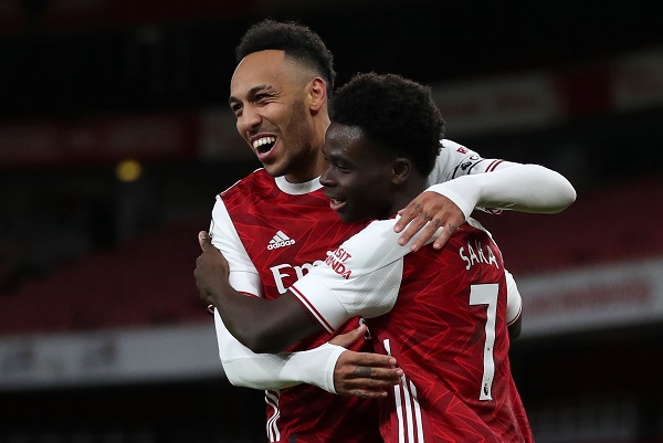 Arsenal win to go 10th