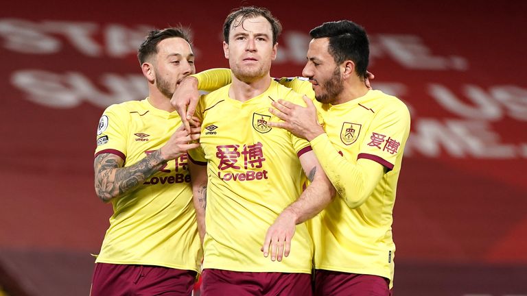 Burnley end Liverpool’s unbeaten run