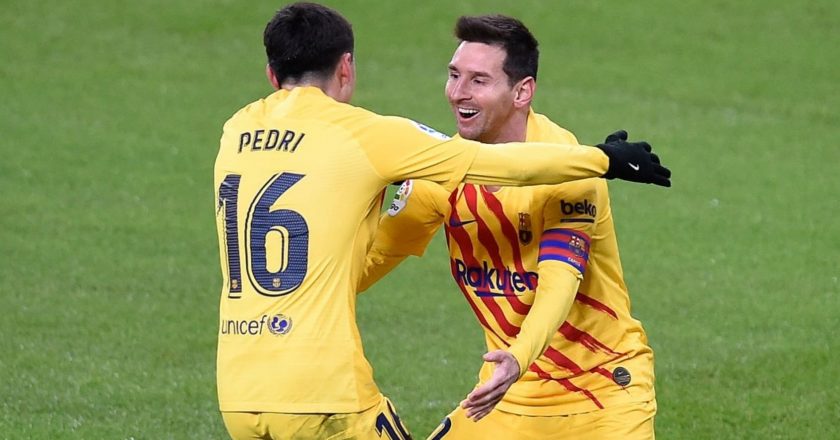 Messi, Griezmann hit doubles in big Barcelona win at Granada