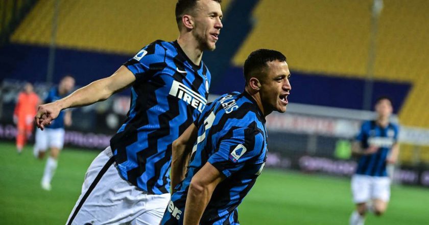 Inter go six points clear at the top