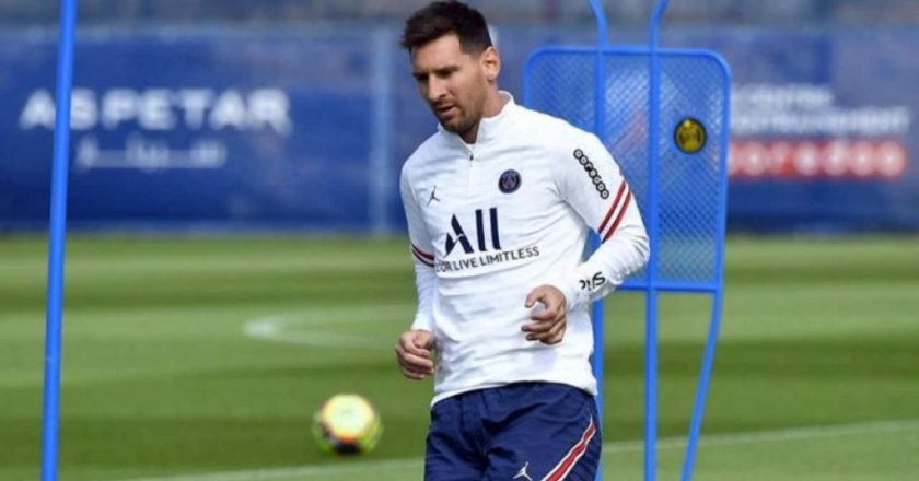 Lionel Messi tests positive for Covid-19