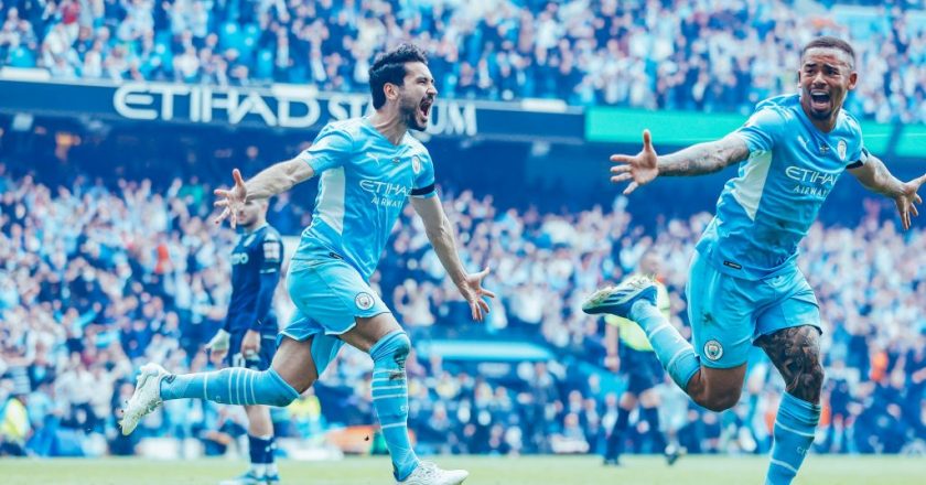Manchester City fightback to win Premier League title